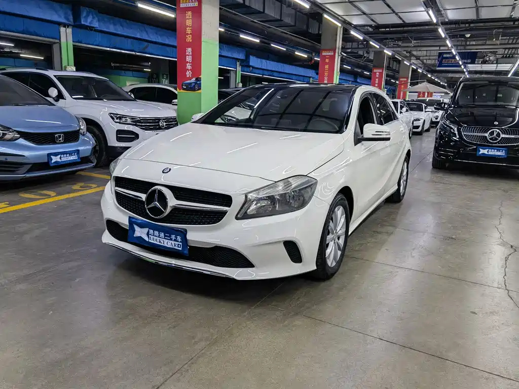 MERCEDES BENZ A-CLASS IMPORT 2017