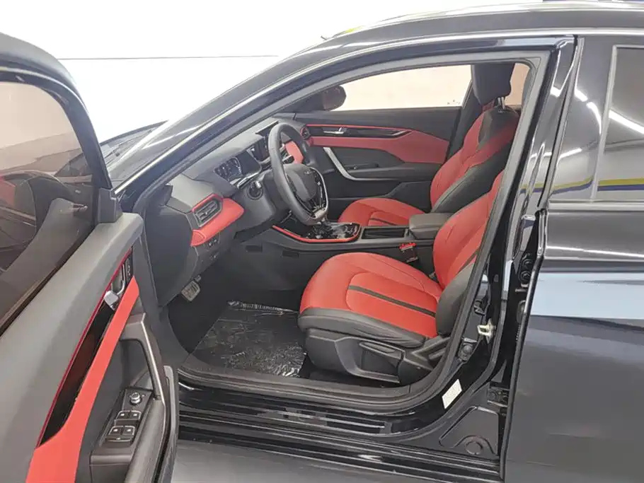 DONGFENG AEOLUS 2021