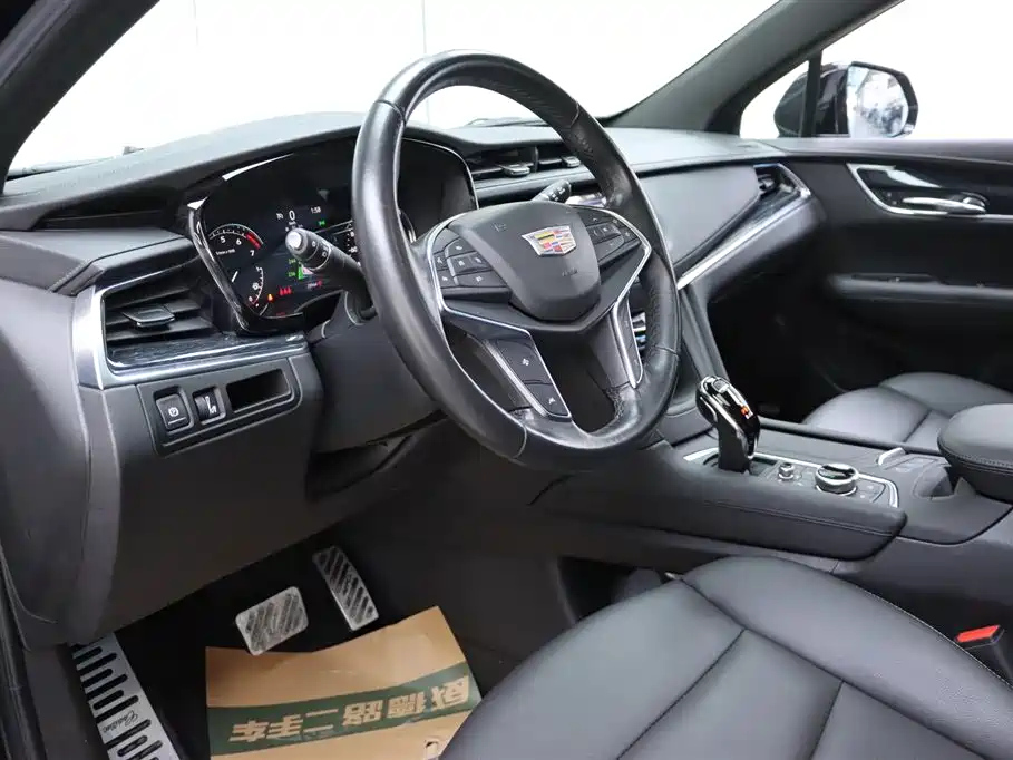 CADILLAC XT5 2023