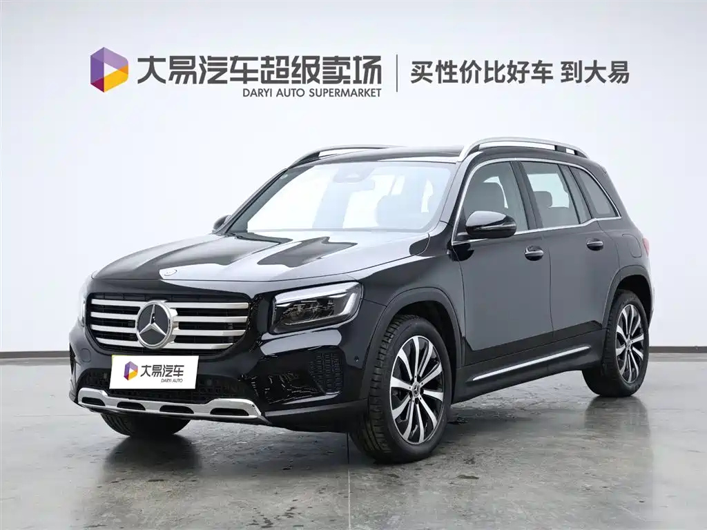 MERCEDES BENZ GLB 2024