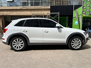 AUDI Q5  2012 YEAR 2.0TFSI LUXURY 2012