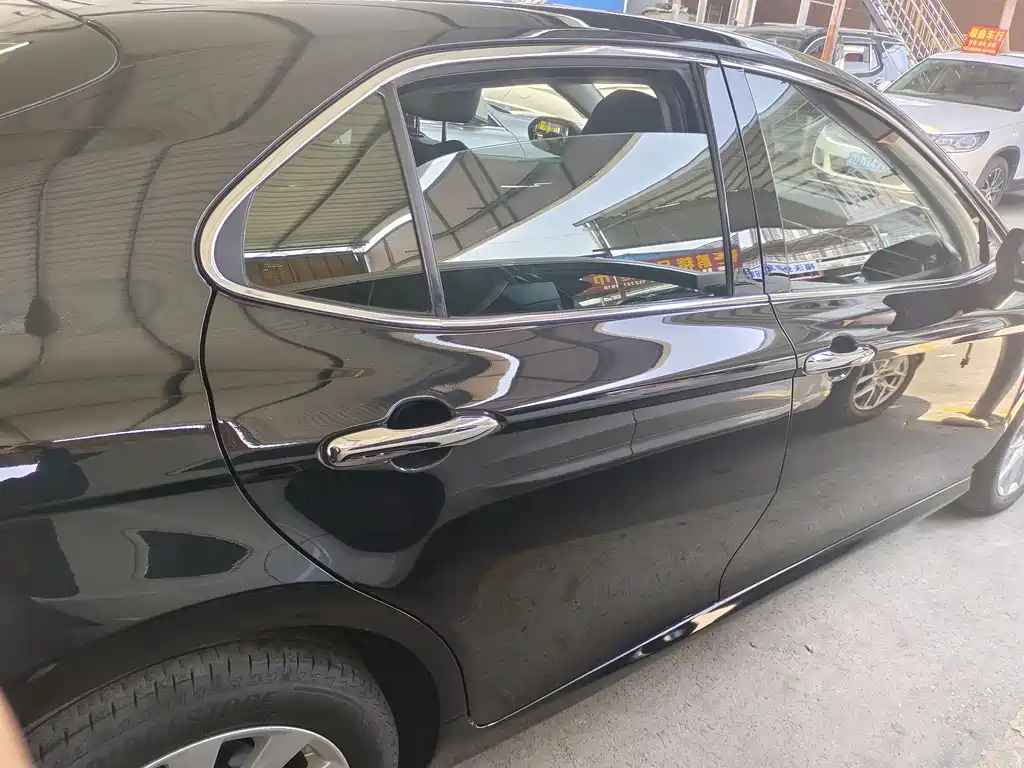 TOYOTA CAMRY 2019