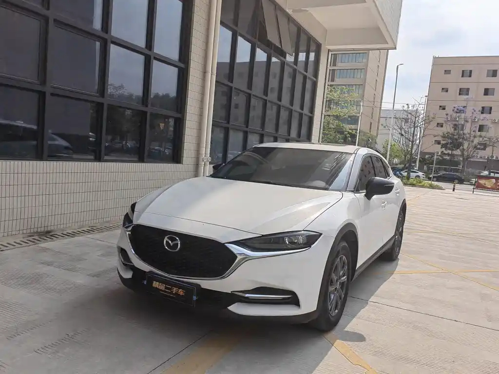 MAZDA CX-4 2021
