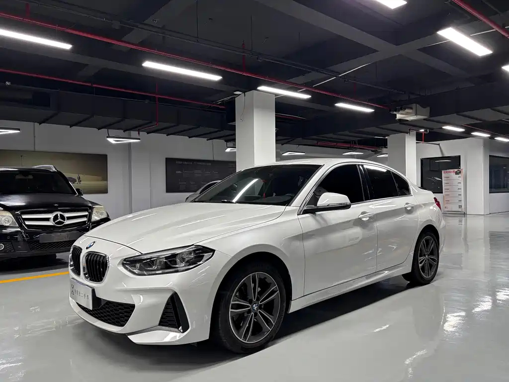 BMW 1-SERIES