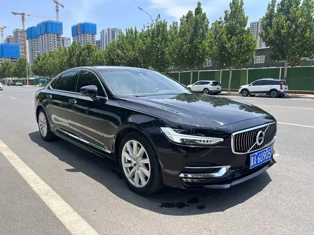 VOLVO S90 2020