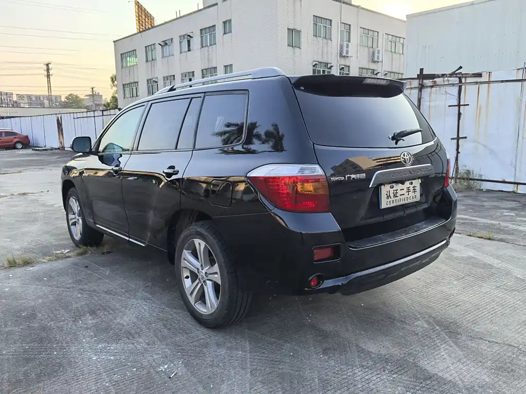 TOYOTA HIGHLANDER 2012