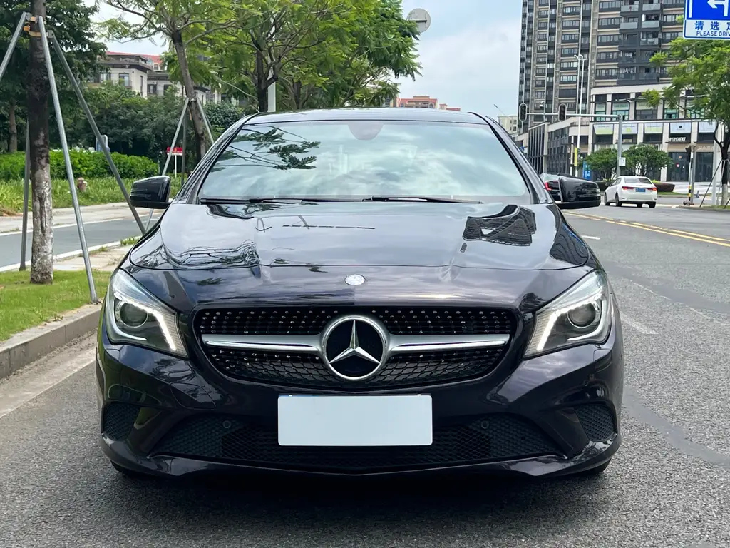 MERCEDES BENZ CLA 2015