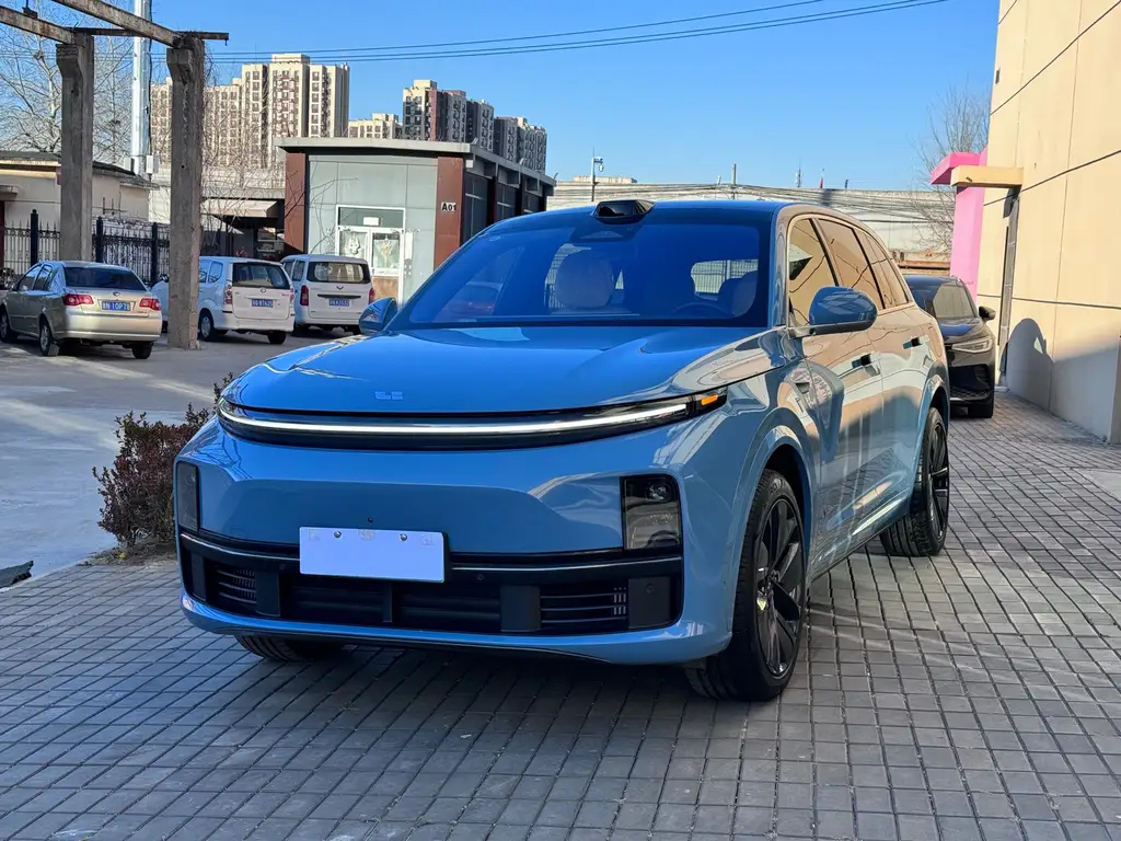 LI AUTO L7