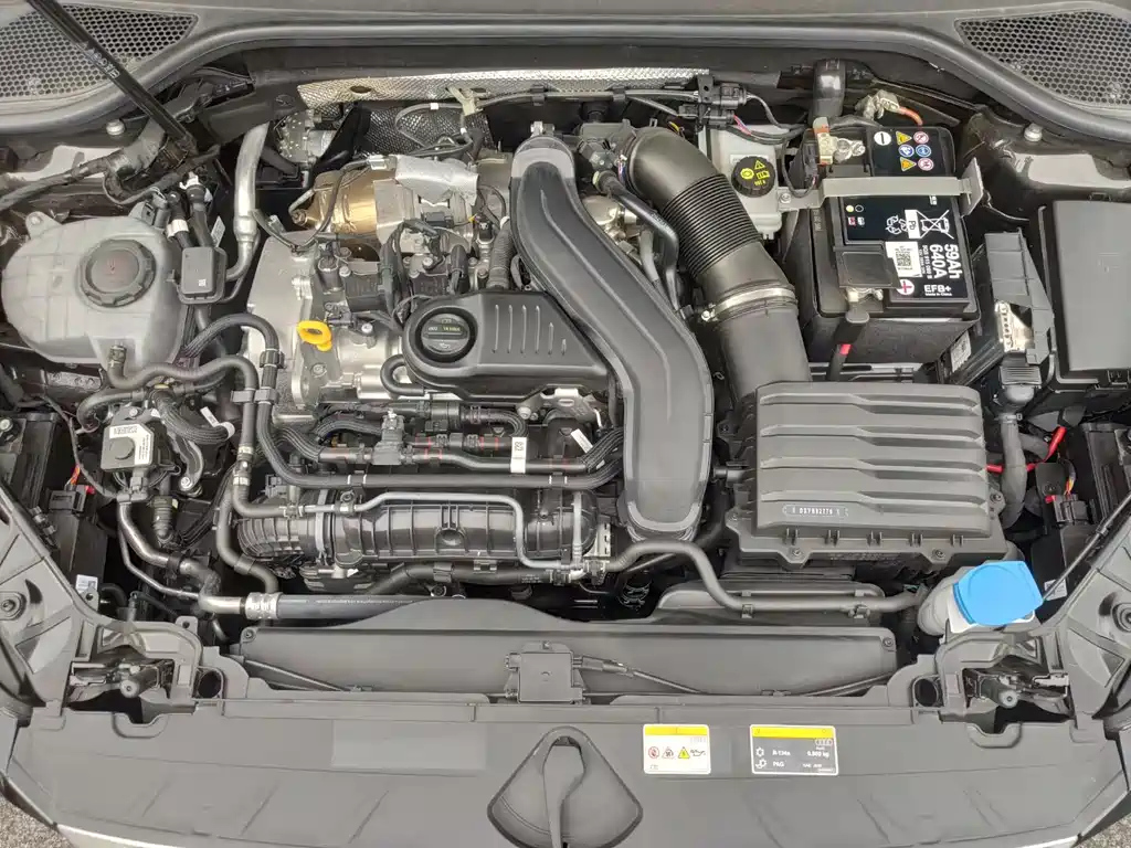AUDI Q2L 2024