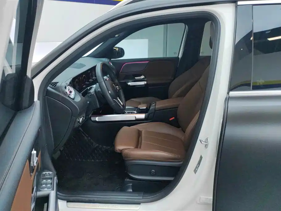 MERCEDES BENZ GLB 2022