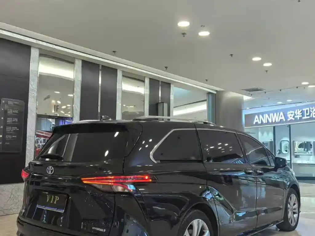 TOYOTA SIENNA SIENNA 2021