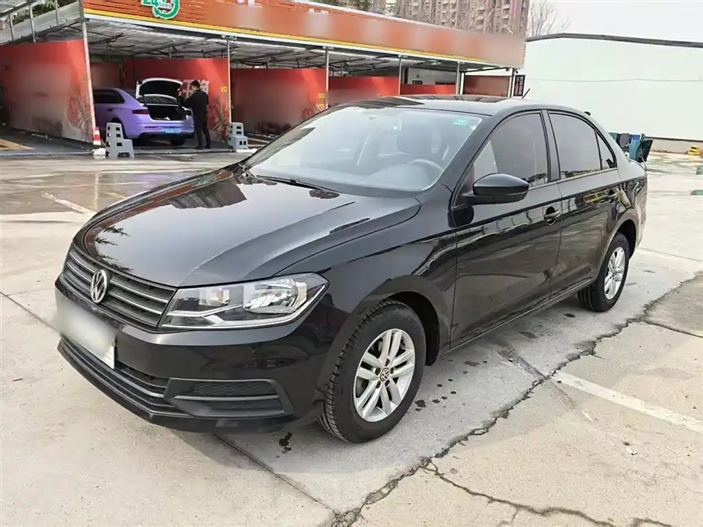 VOLKSWAGEN SANTANA
