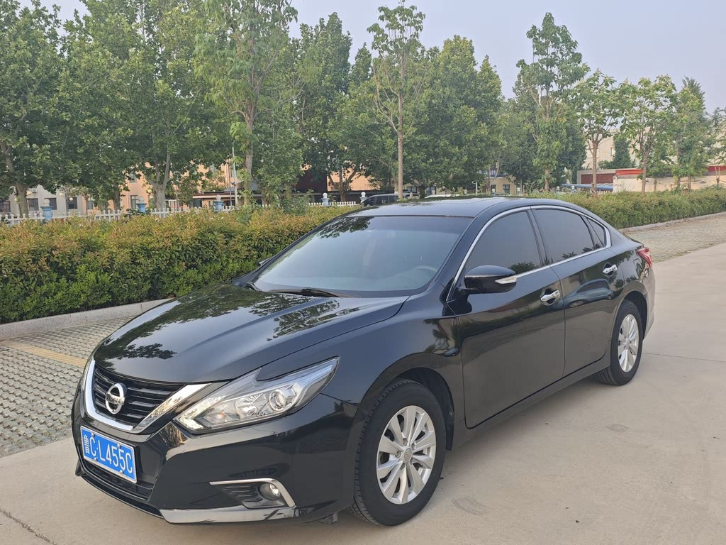 NISSAN TEANA 2018
