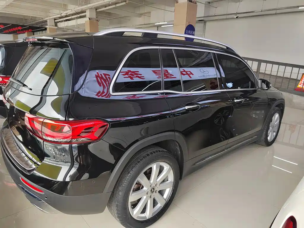 MERCEDES BENZ GLB 2020