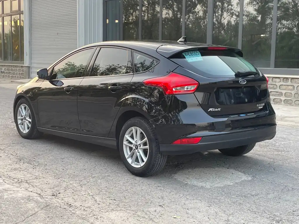 FORD FOCUS 2017