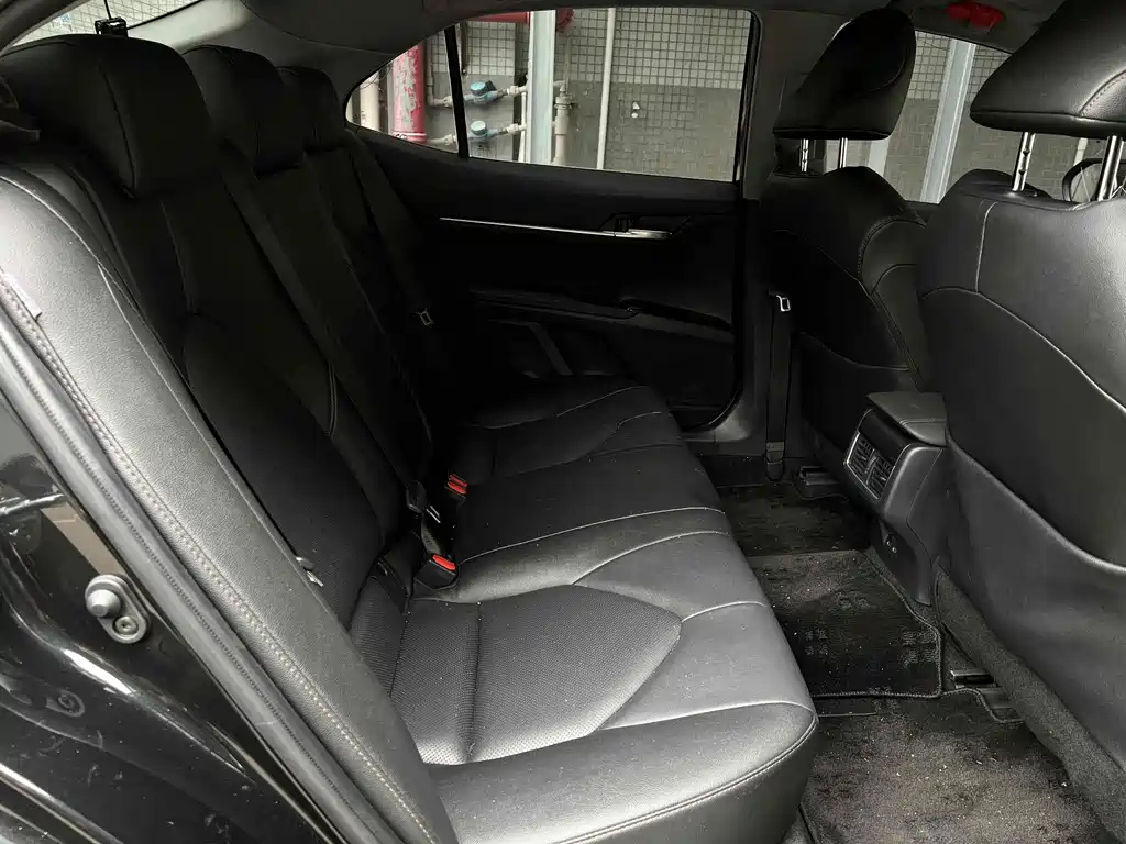 TOYOTA CAMRY 2023