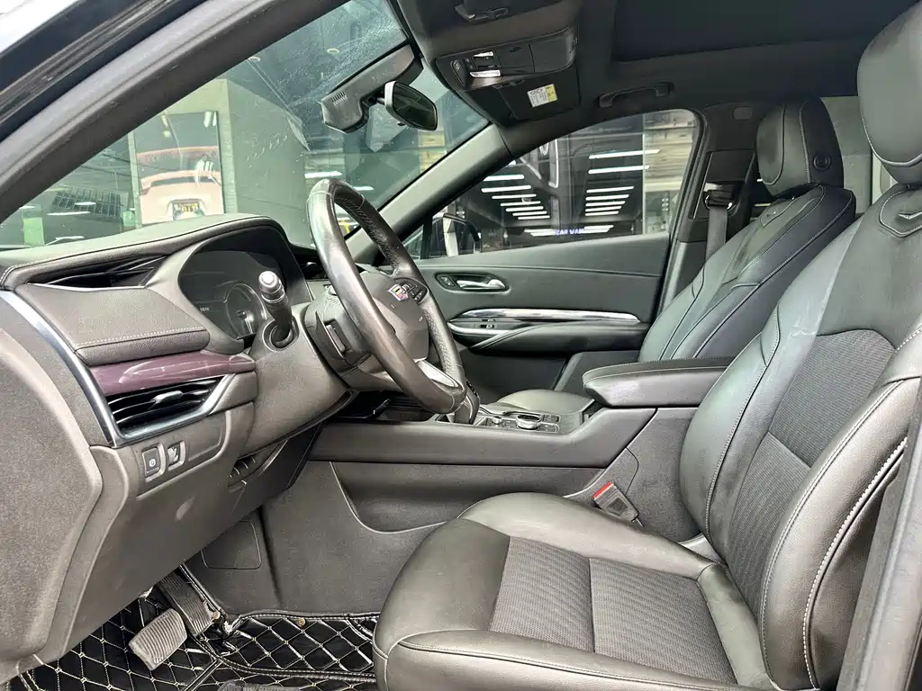 CADILLAC XT4 2018