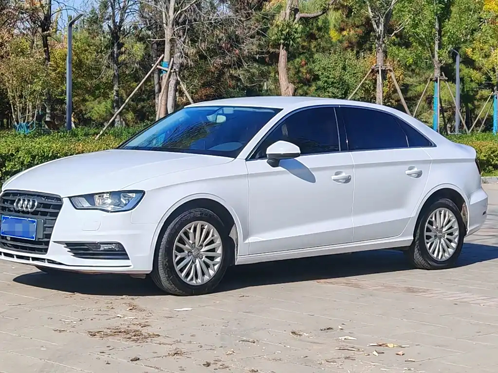 AUDI A3 2014