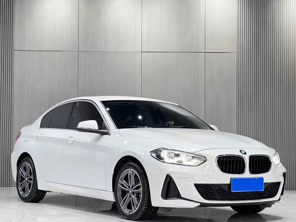 BMW 1-SERIES 2022