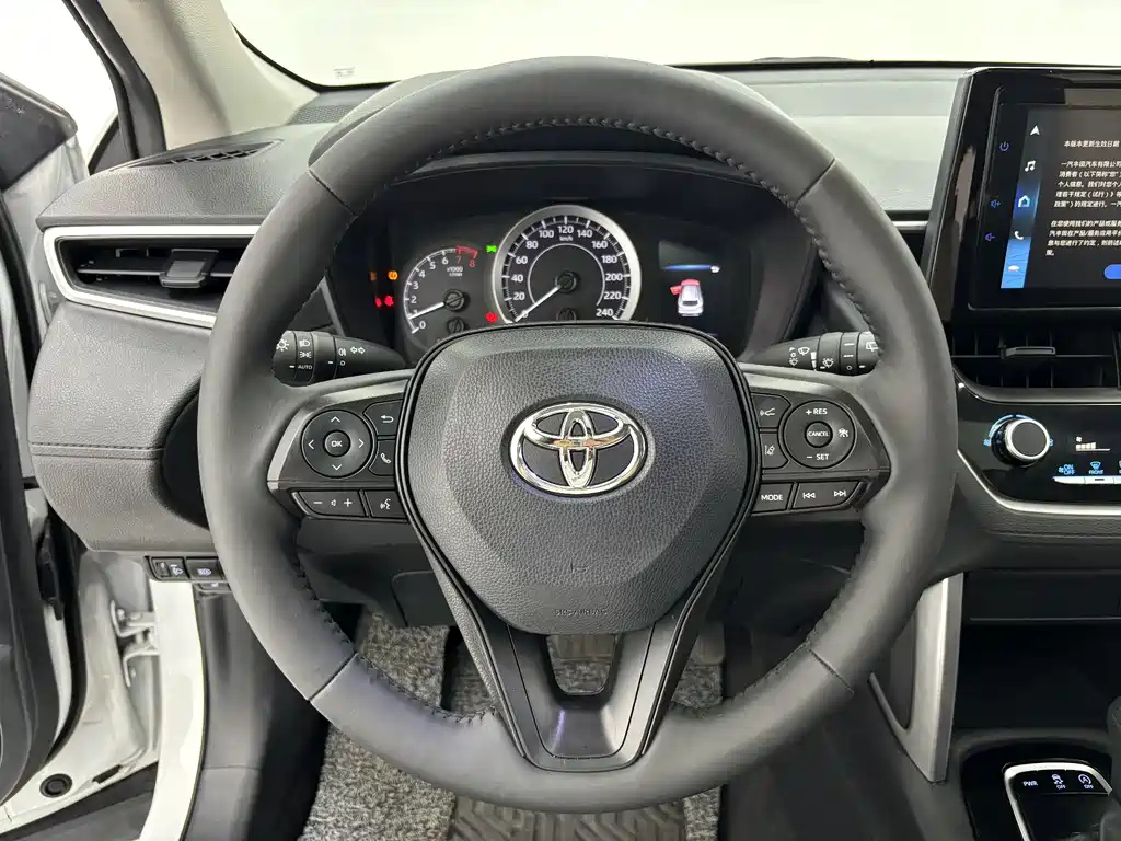 TOYOTA COROLLA CROSS 2022