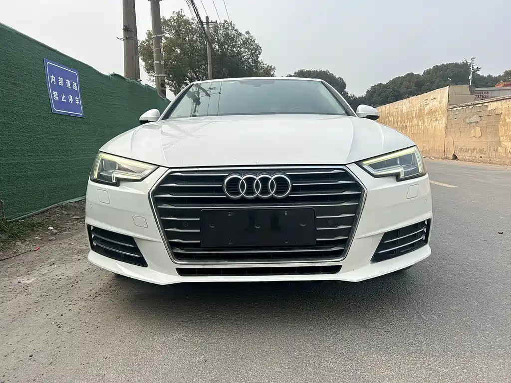 AUDI A4L 2018