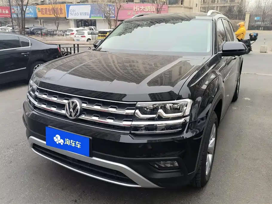 VOLKSWAGEN TOURAN 2020