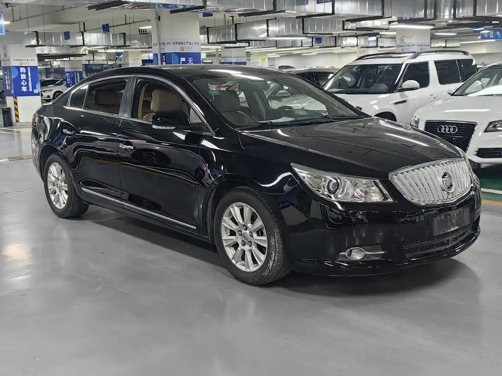 BUICK LACROSSE 2012