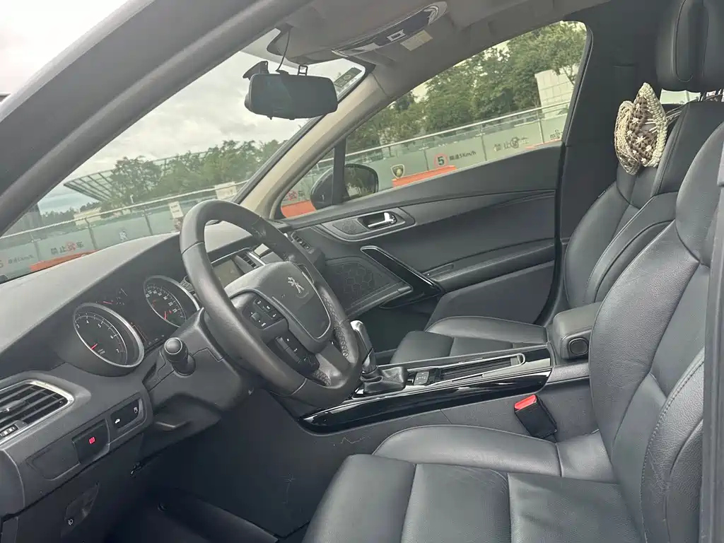 PEUGEOT 508 2015