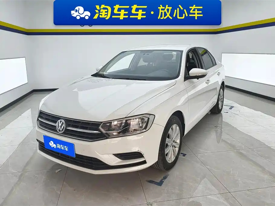 VOLKSWAGEN BORA 2019