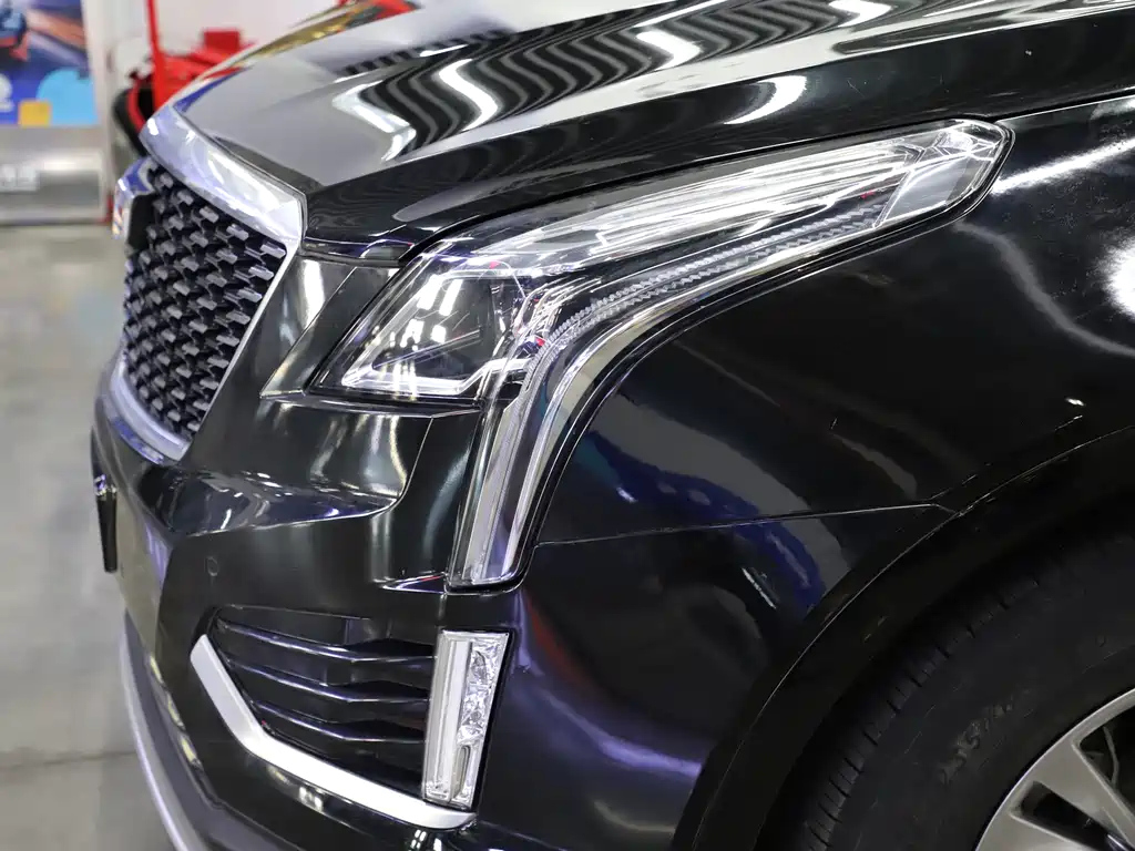 CADILLAC XT5 2021
