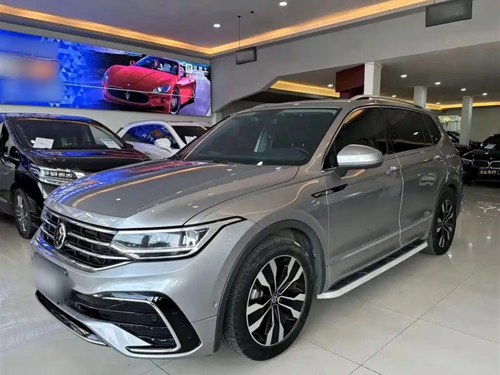 VOLKSWAGEN TIGUAN L 2022