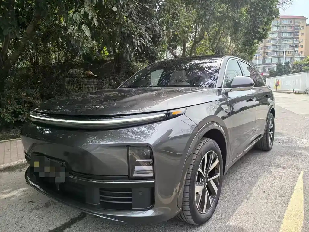 LI AUTO L7