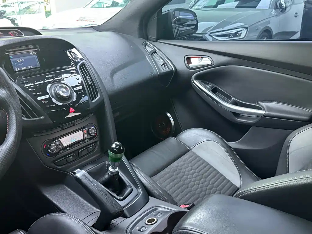 FORD FOCUS IMPORT 2014