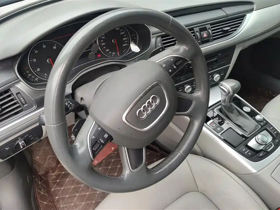 AUDI A6L 2014