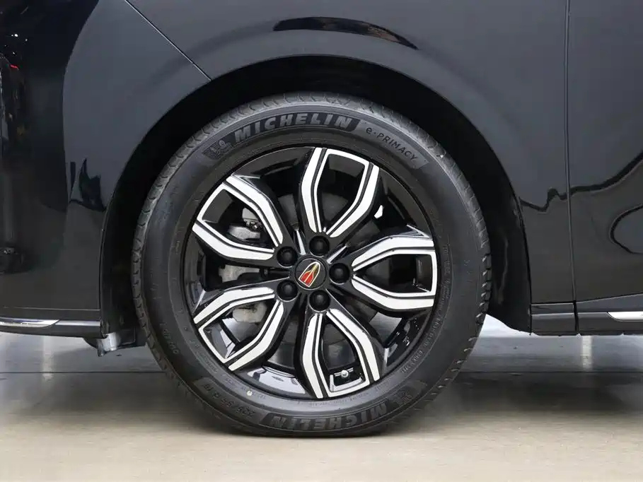 HONGQI HQ9 2023