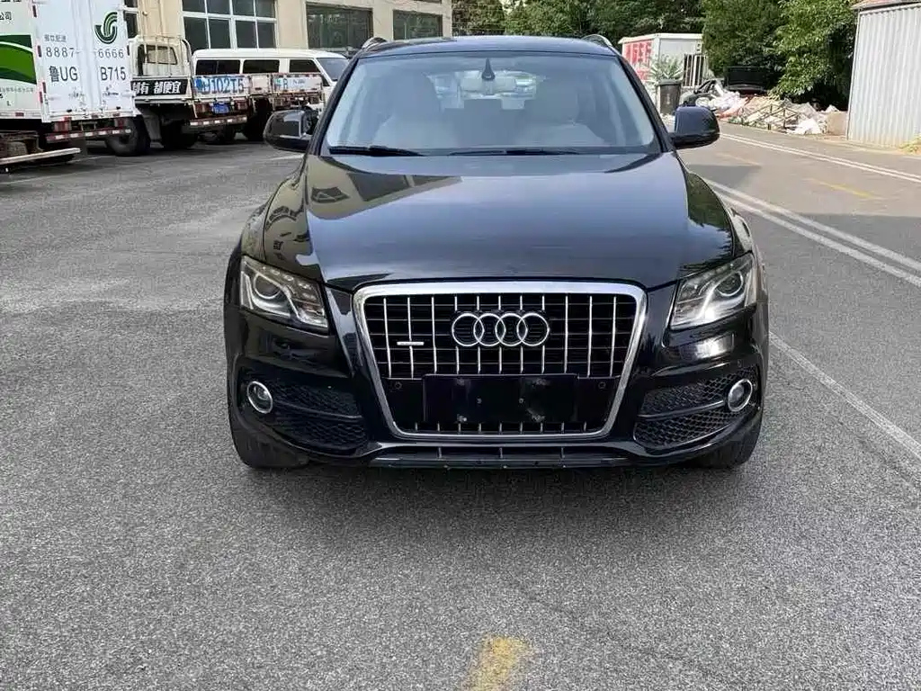 AUDI Q5 2012