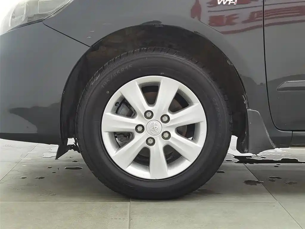 TOYOTA COROLLA 2013