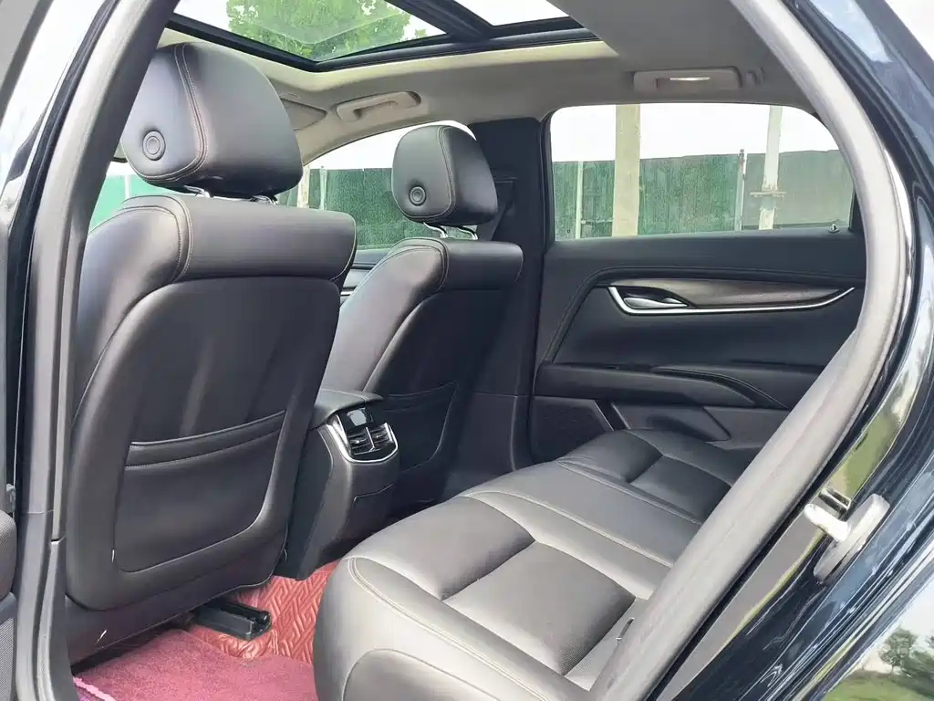 CADILLAC XTS 2018