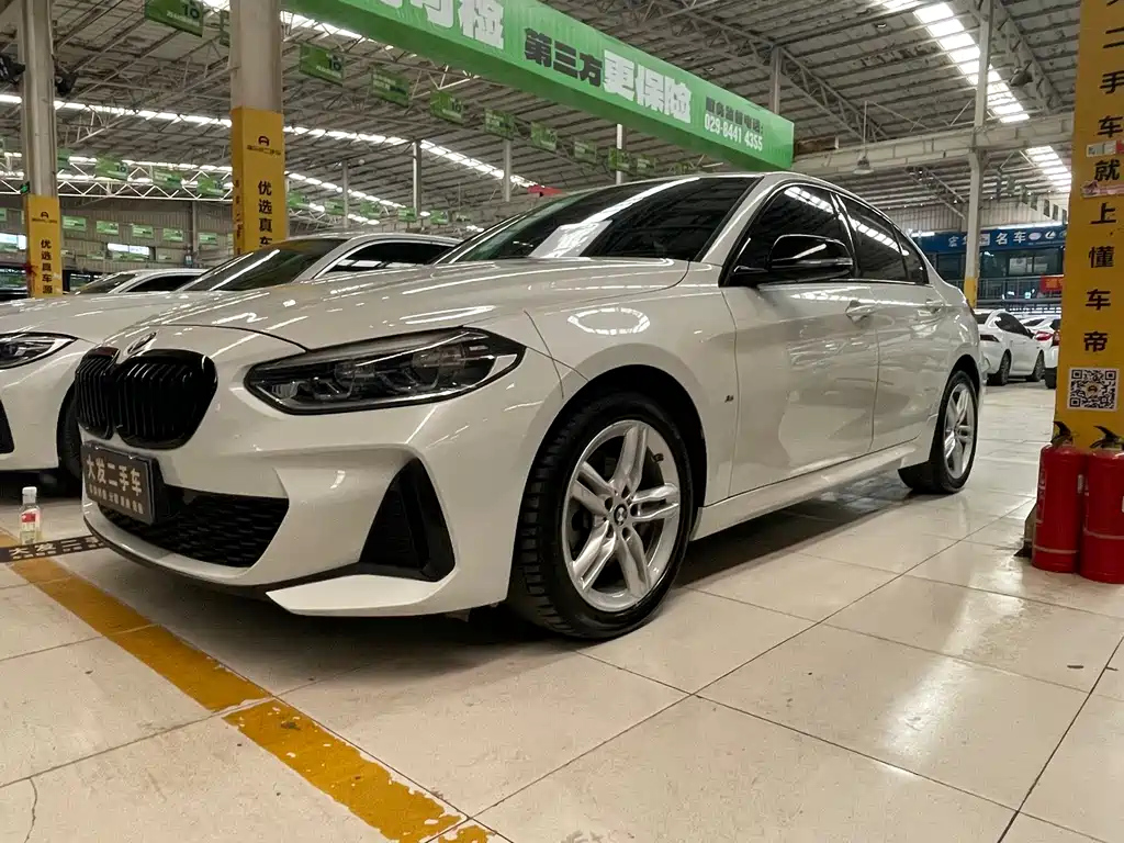 BMW 1-SERIES 2023