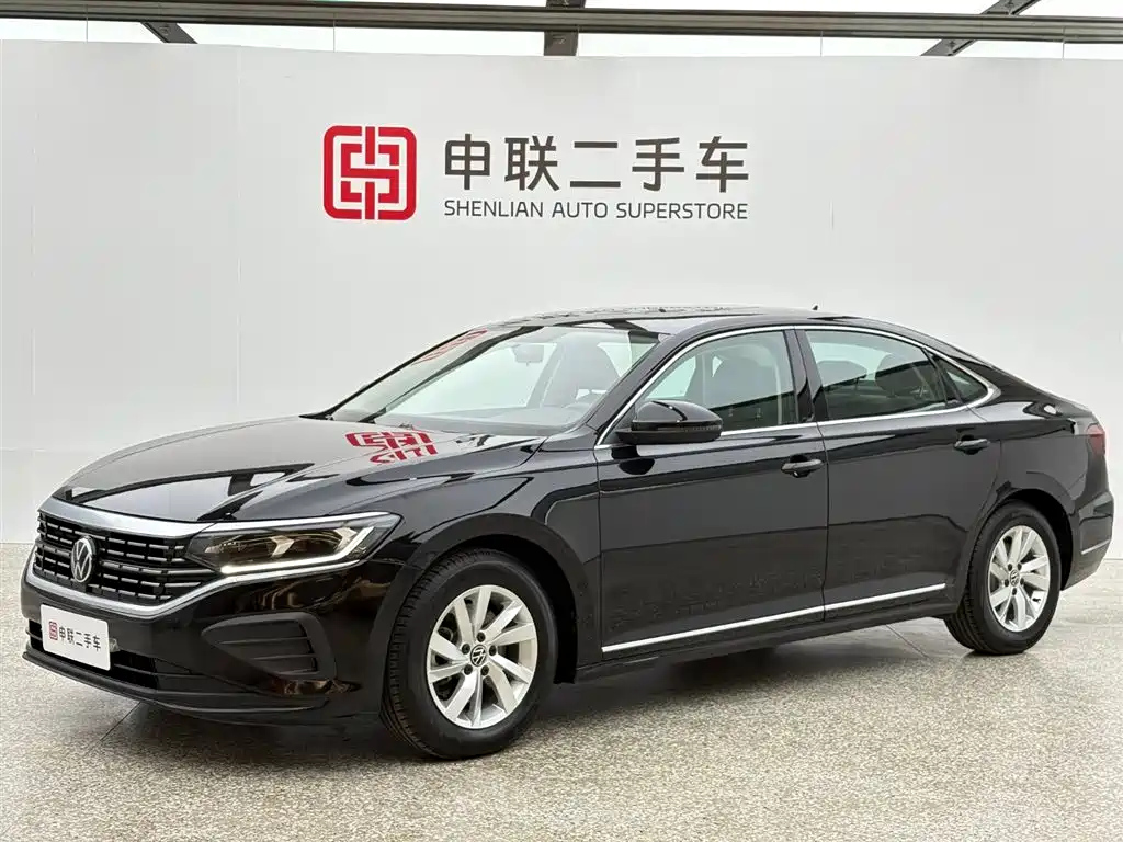 VOLKSWAGEN PASSAT 2022