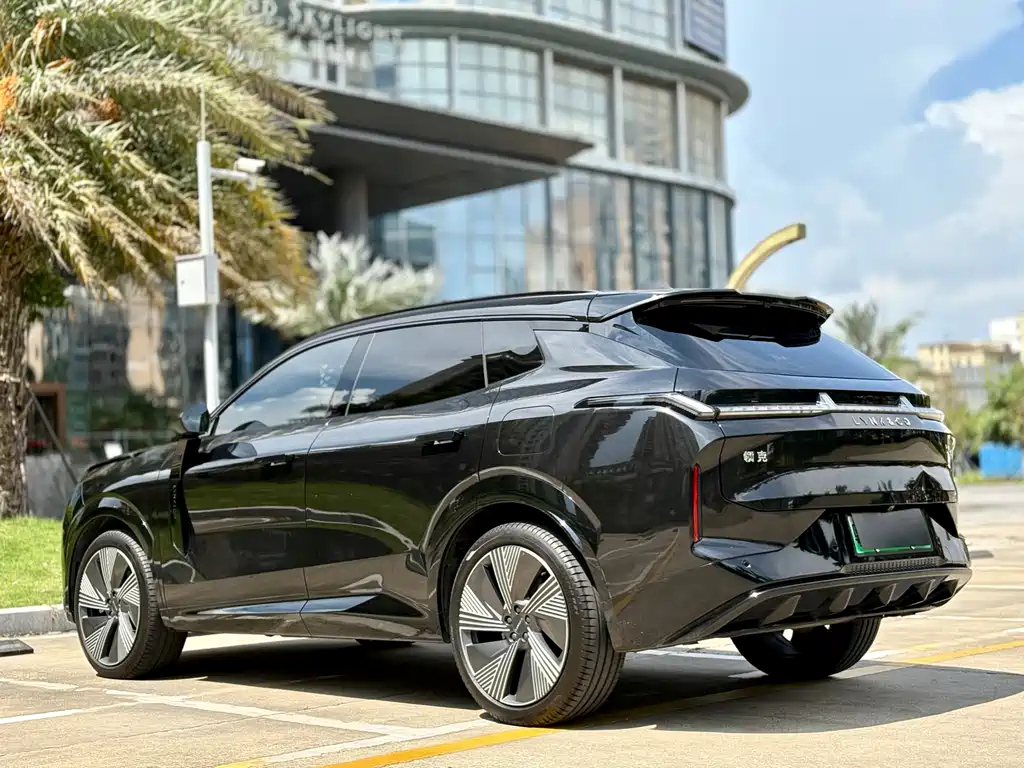 LYNK&CO 08 NEW ENERGY 2023