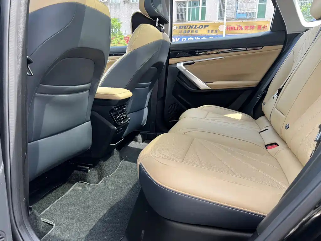 GEELY AUTO BOYUE L 2023