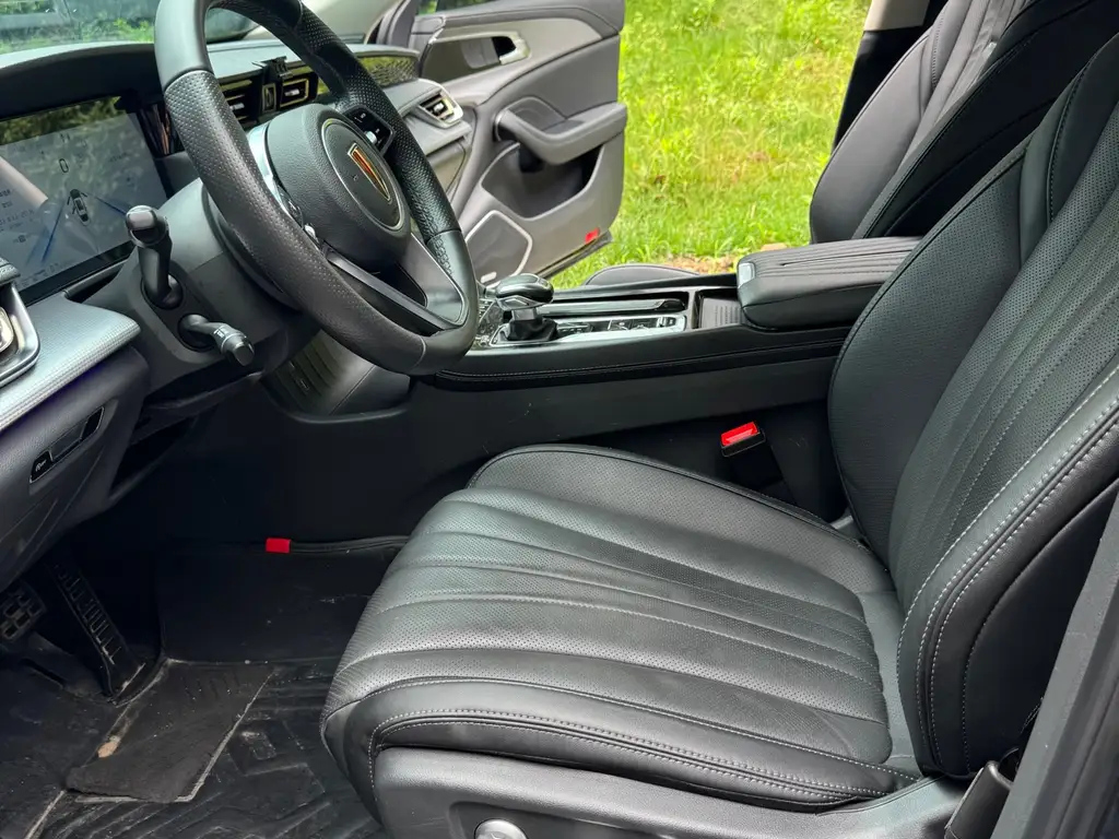 HONGQI H5 2023