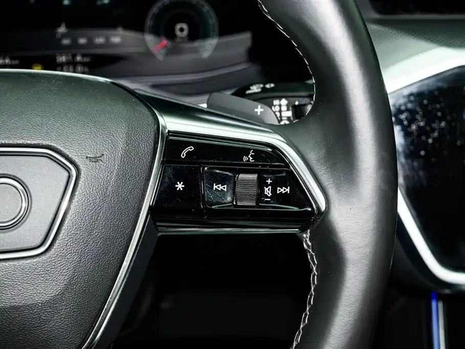 AUDI A6L 2022