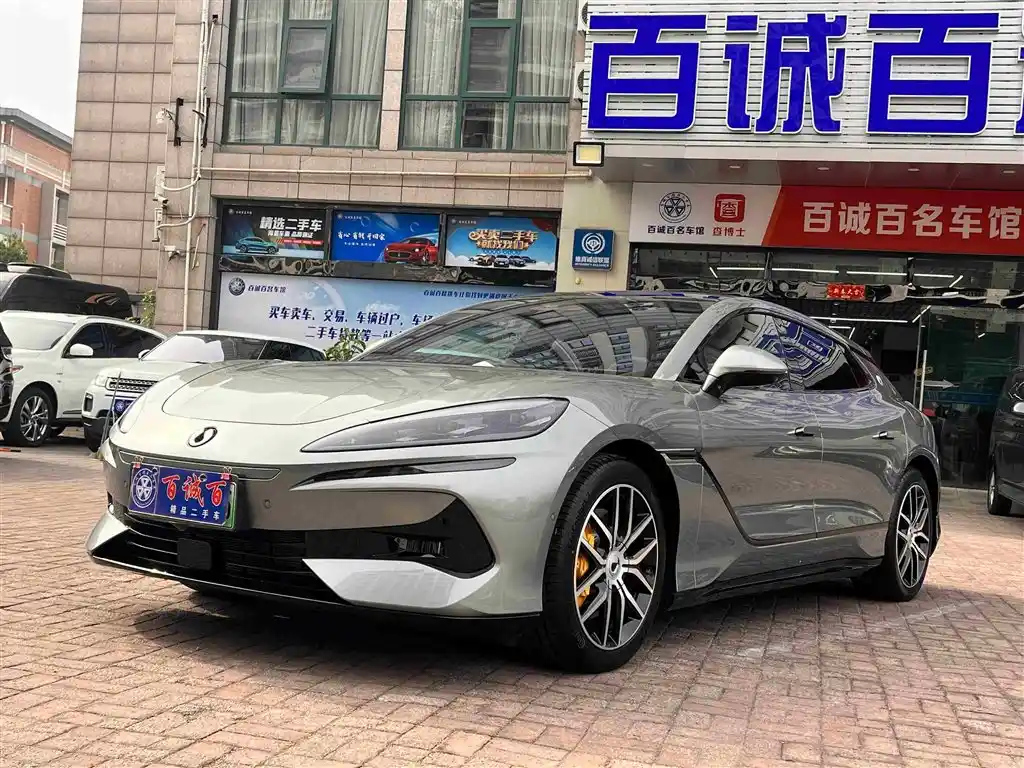 DENZA Z9GT