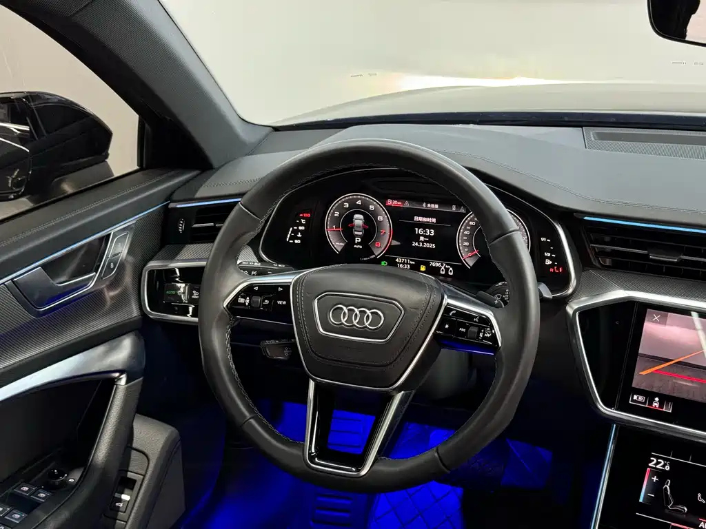 AUDI A6L 2024