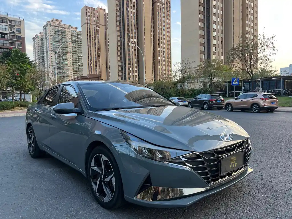 HYUNDAI ELANTRA 2022