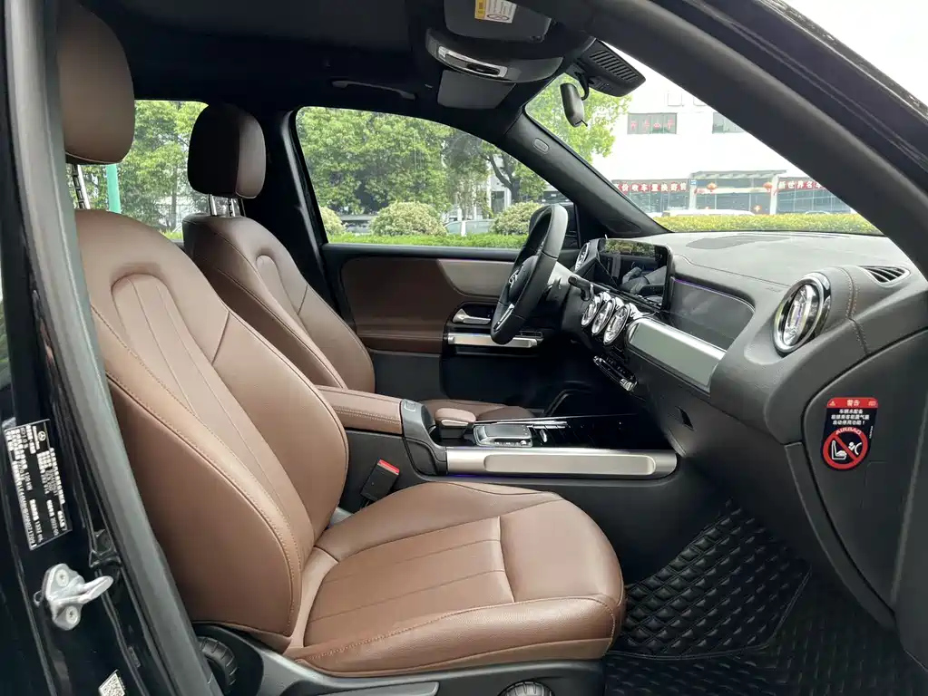 MERCEDES BENZ GLB 2022