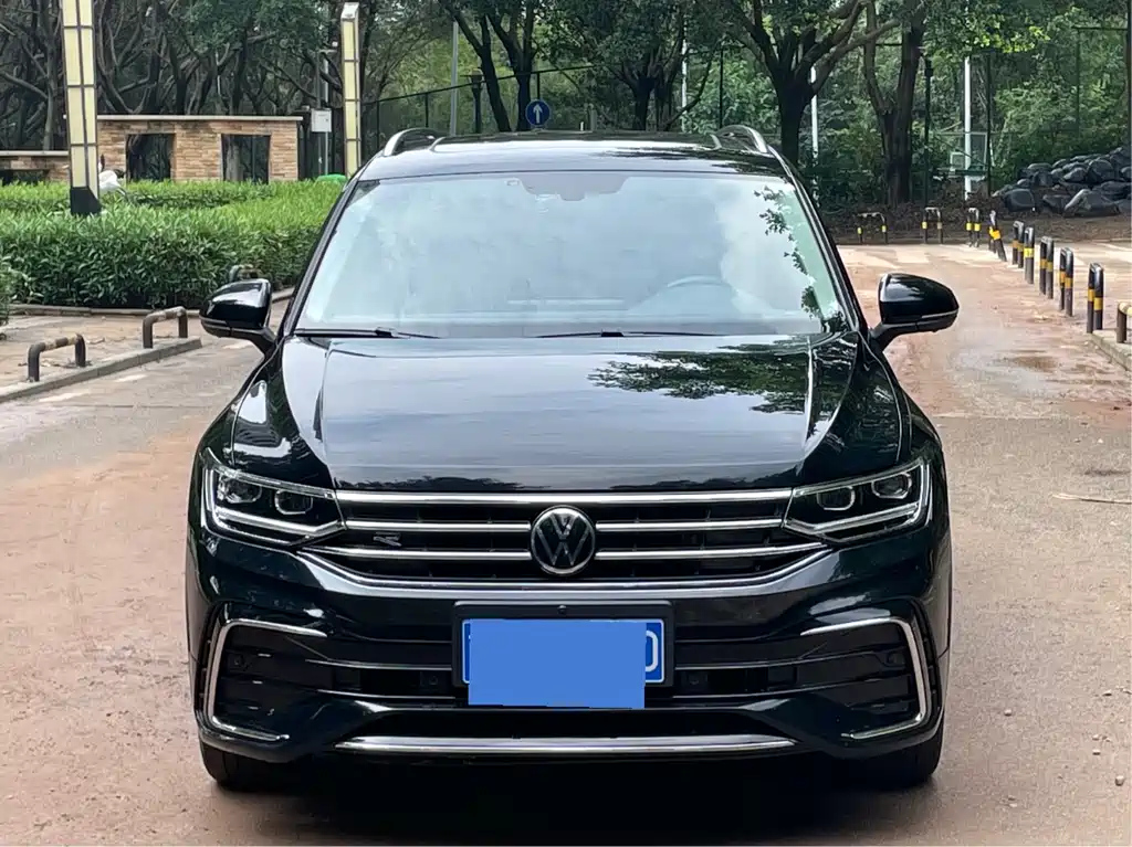 VOLKSWAGEN TIGUAN L 2024