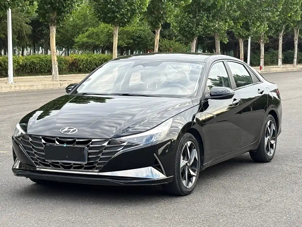 HYUNDAI ELANTRA 2023